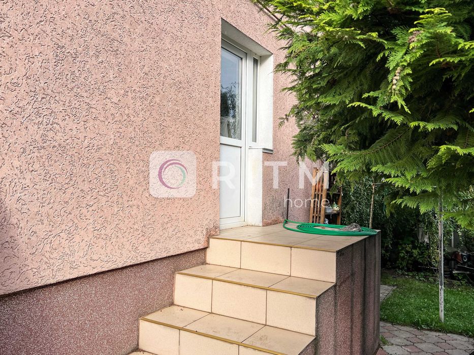 Продаж простoрого будинку з ремонтом у Луцьку!