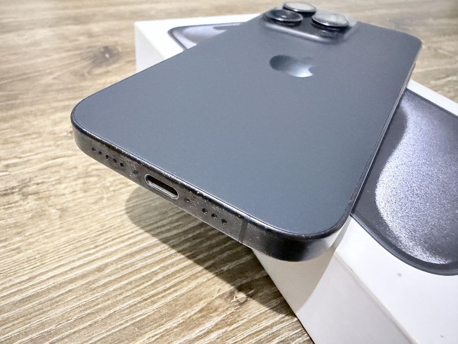 Iphone 15 Pro 256GB Blue