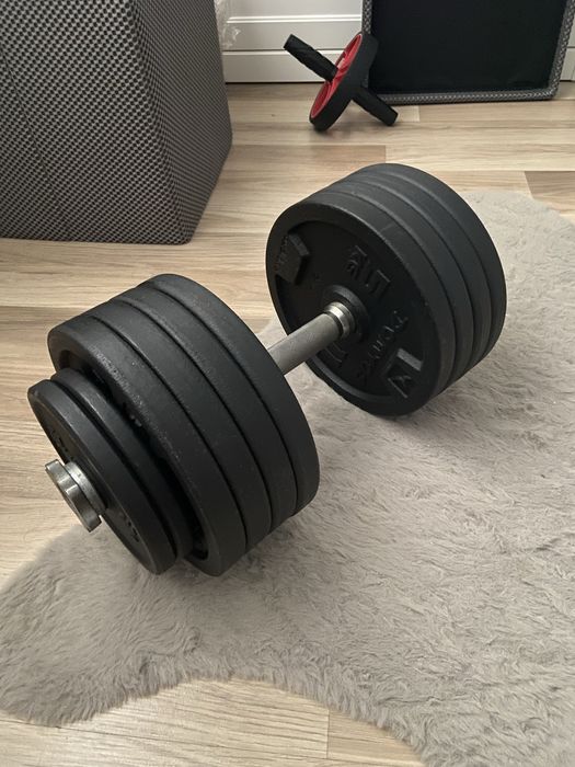 Vendo discos de musculação e barras roscadas