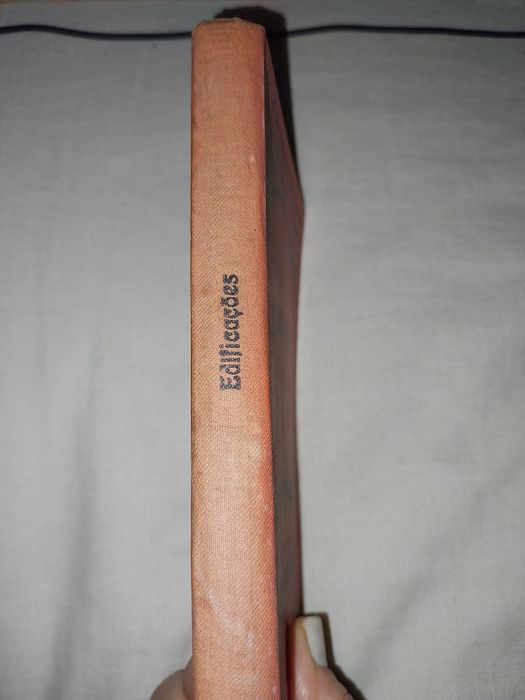 Edificações” da Biblioteca de Instrução Profissional, nas Livrarias Ai