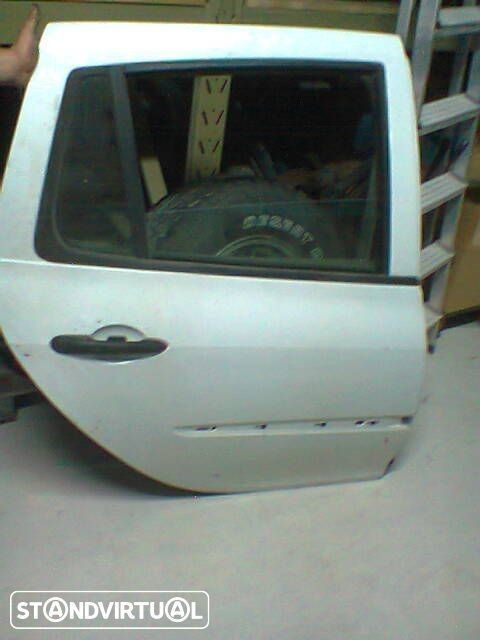porta tras direita renault clio III