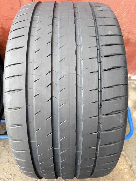 325/35/22 R22 Michelin Pilot Sport 4S літо 1 шт