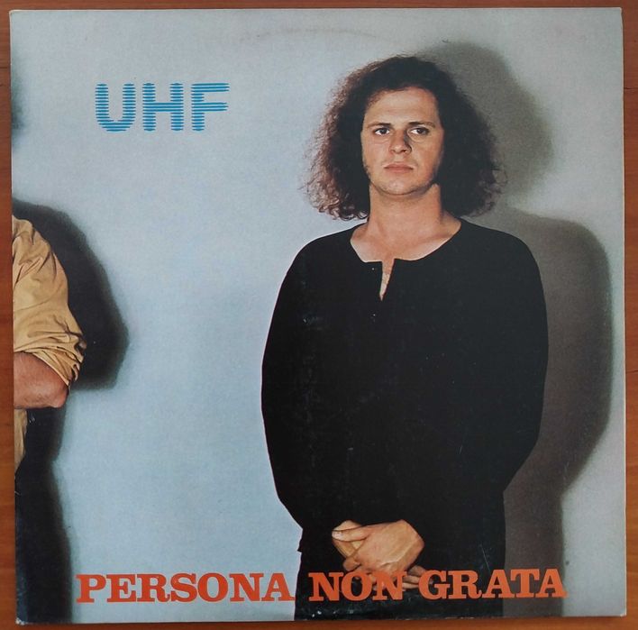 Vinyl: UHF “Persona non grata”