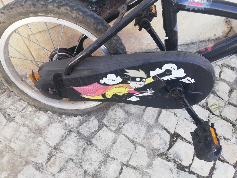 vendo bicicleta para criança roda 16 em bom estado