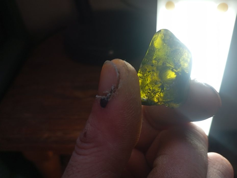 Mołdawit ok. 3 cm 8g