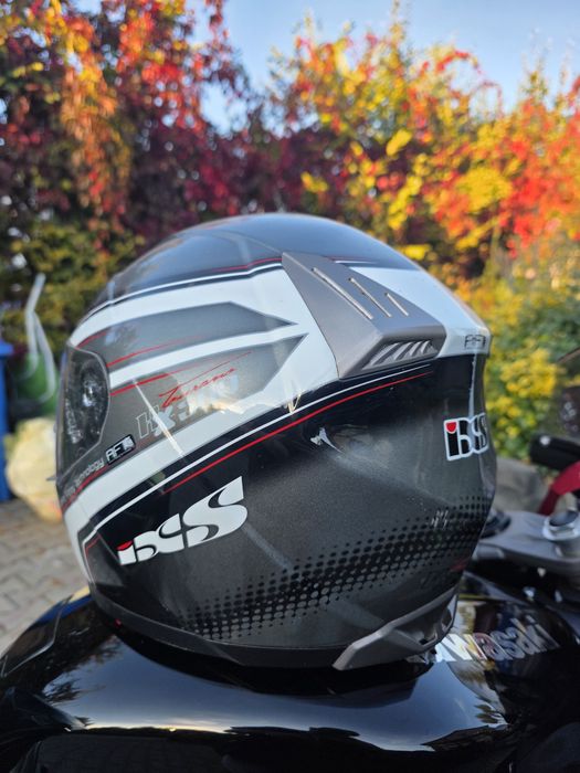 Kask motocyklowy iXS HX 500 czarny biały czerwony