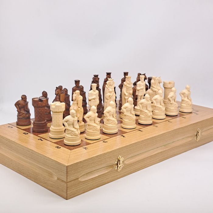 Шахи дерев'яні "Європа. Середньовіччя". 62х62см. Шахматы