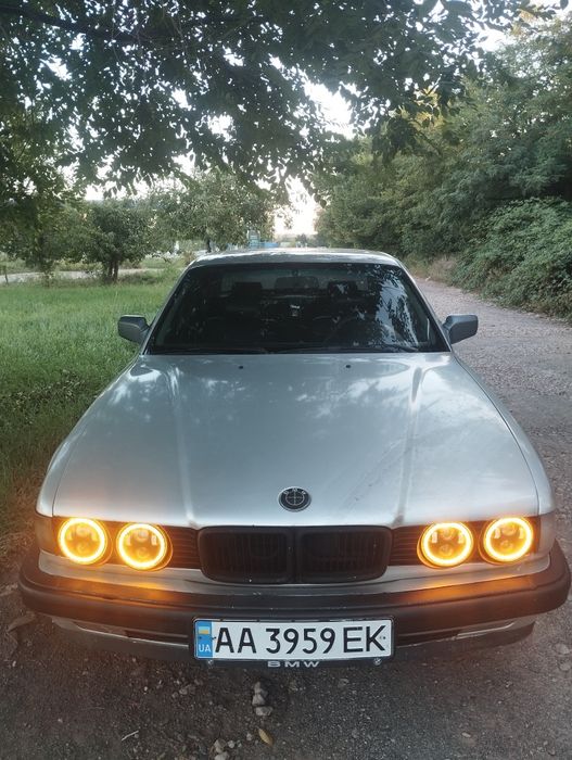 Bmw e32 730 m60b30 v8