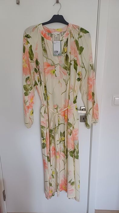 Vestido estampado h&m (novo) -M