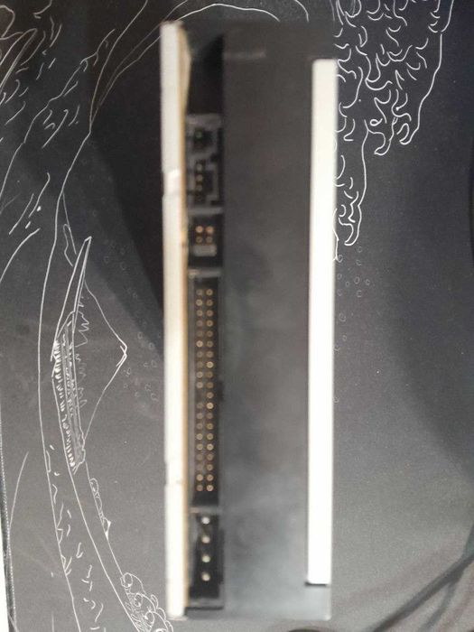 Продам дисковод.