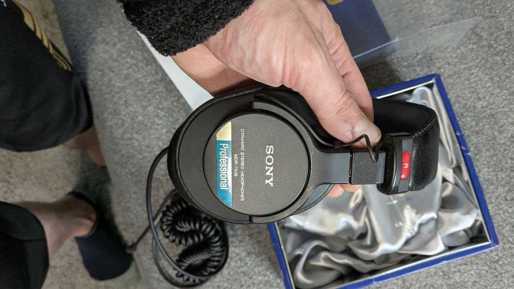 Студийные Наушники Sony MDR-7506