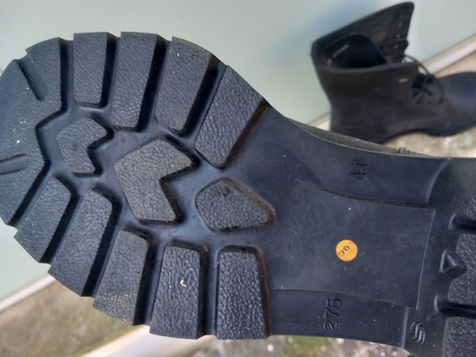 Vendo botas militares.