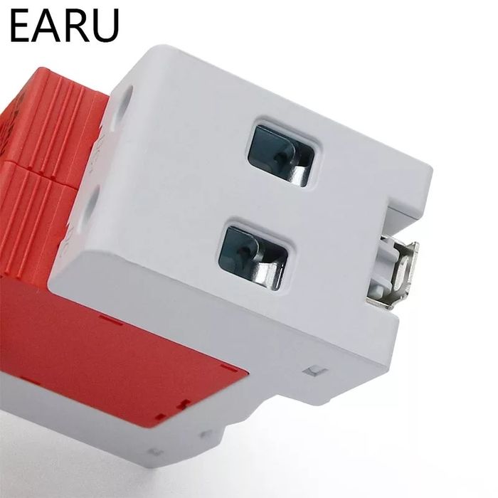 Disjuntor Surtos protector de sobretensão sistemas fotovoltaicos raios