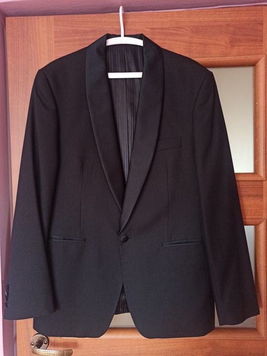 Smoking męski, garnitur, czarny, spodnie i marynarka,rozmiar M/L