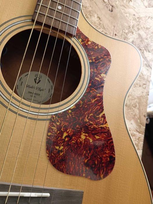 Guild OM-240CE Cw Nat