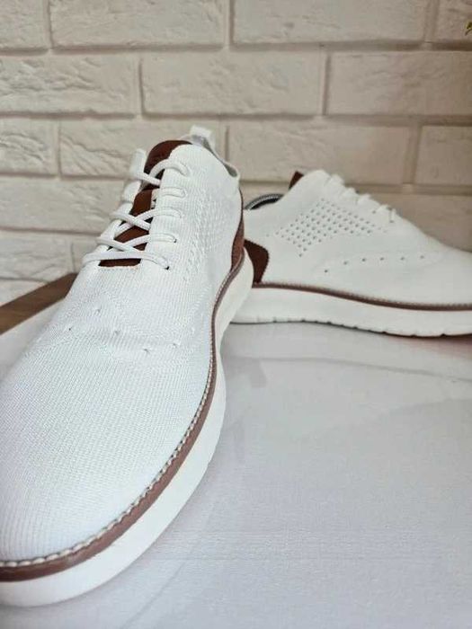 Białe buty męskie 42 klasyczne buty meskie 42 białe