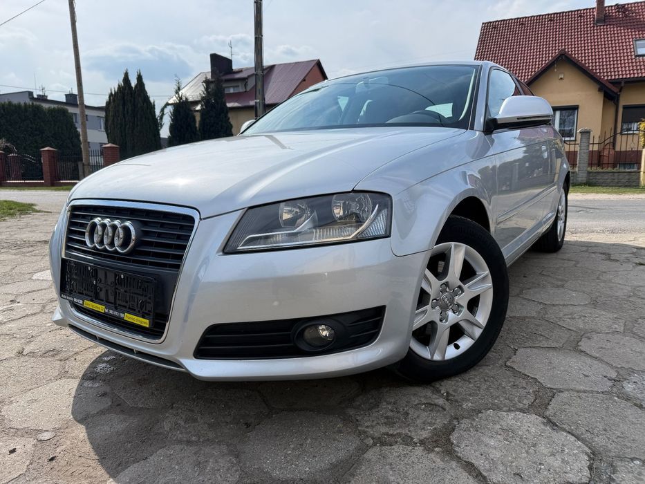 Audi A3 3-drzwiowe 1,8 Turbo Auto z roczną gwarancją