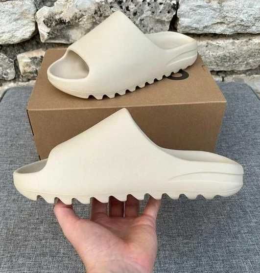 adidas Yeezy Slide Onyx R.40