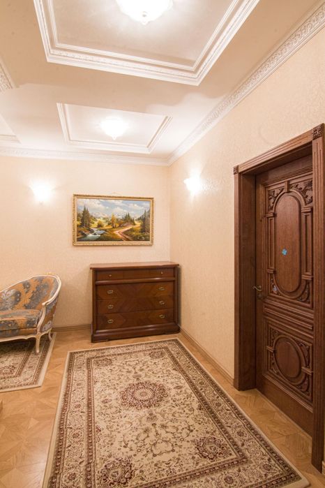 Продаж квартири 245 кв.м. з терасою! 2 поверх, ЖК Чайка, вул Лобановського 21