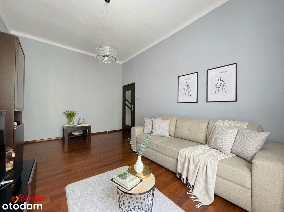 76,8 m² | 3 pokoje | Główny Rynek (Oficyna – cisza!) | Czynsz 500 zł