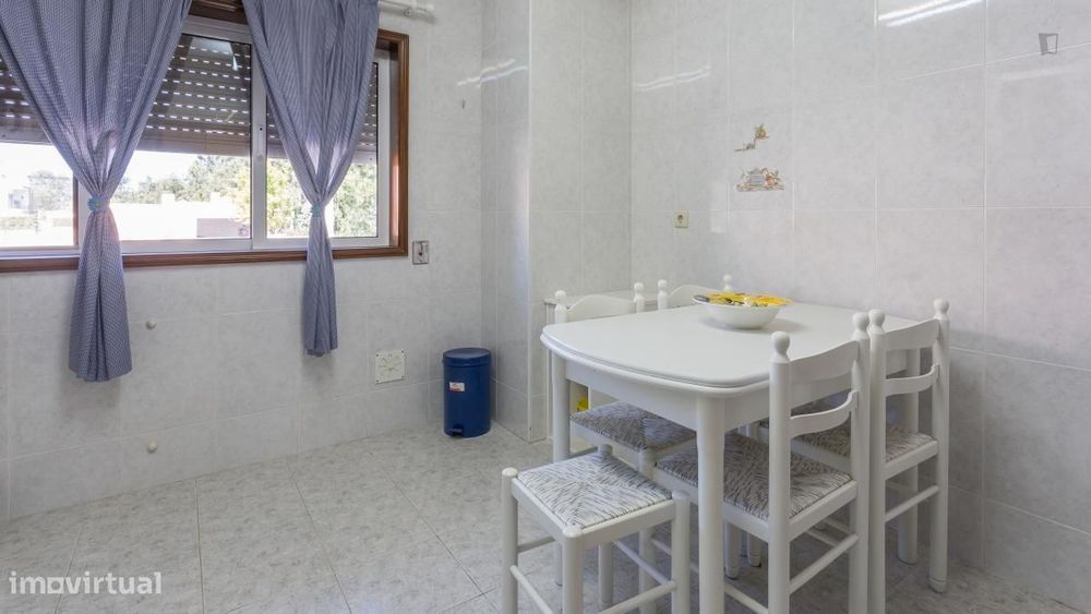 Apartamento com 2 quartos - localizado em Madalena Porto