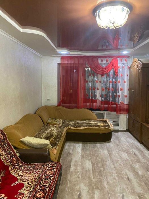 Здам кімнату для дівчини. Район Лучеська