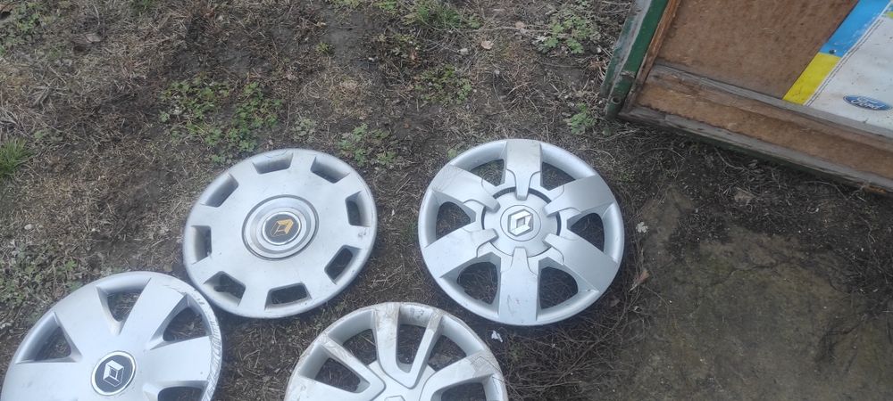 Колпаки 15-16 в гарному стані