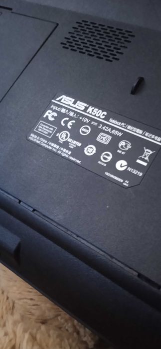 Ноутбук под ремонт или на запчасти