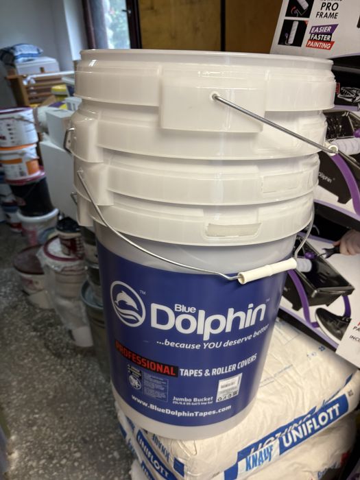 Taśma malarska niebieska Blue Dolphin 38mmx50m plus wiaderko 25L