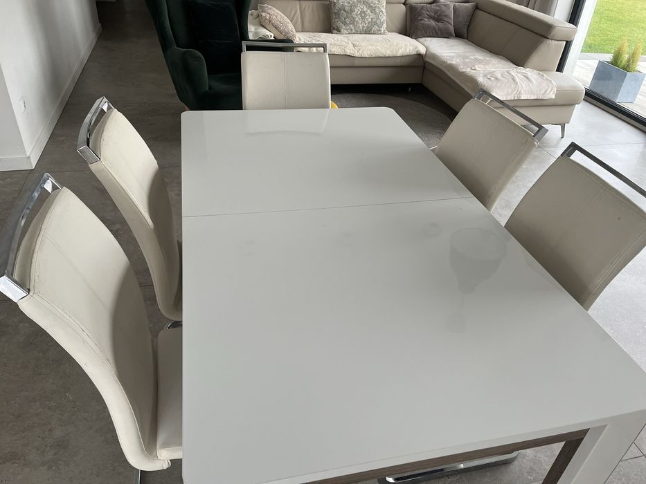 Stół z 6 krzesłami