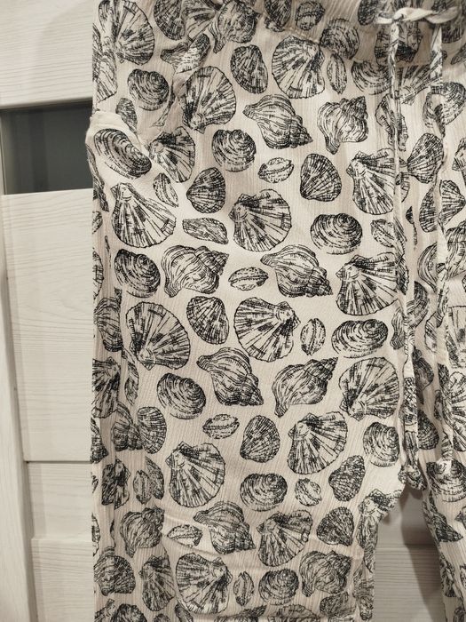 Spodnie na cieplejsze dni