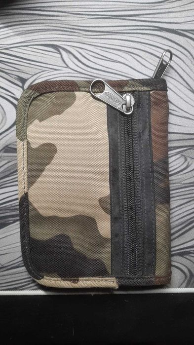 Carteira Eastpak - Camo