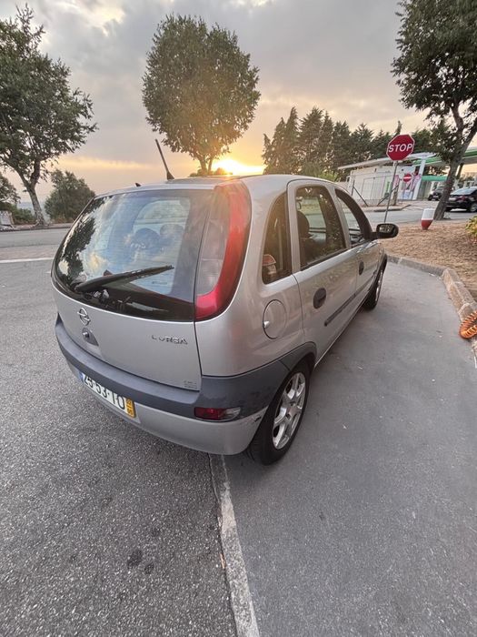 Carro Opel corsa  1.2