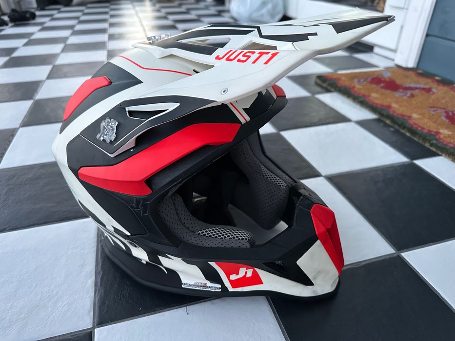 Мотошолом Just1 J18 + окуляри 100% racecraft