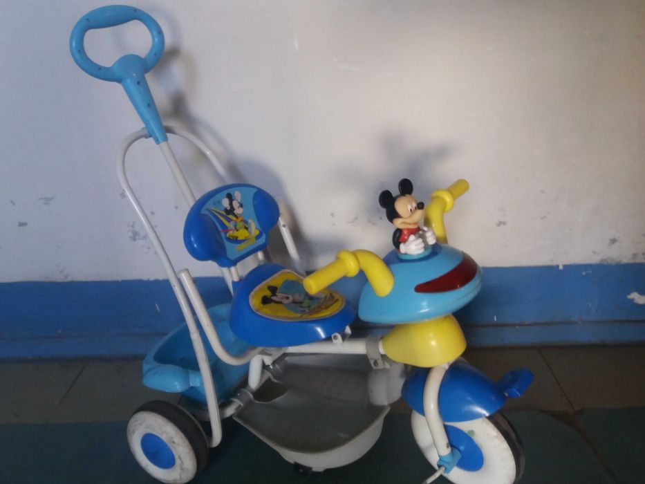 Велосипед детский disney С  родительской ручкой