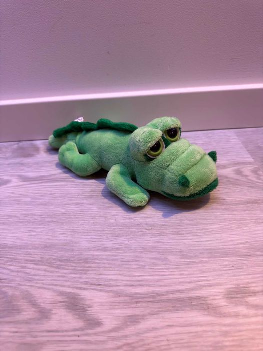 Peluche Crocodilo / Jacaré Fofo de Olhos Grandes