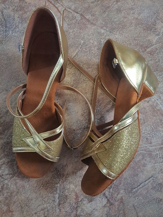 Туфлі для танців