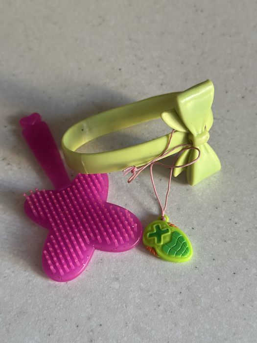 Лялька Winx, Флора вінкс. В подарунок підставка для ляльки