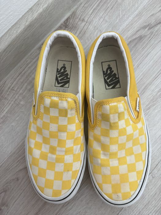 Żółte vansy slip-on