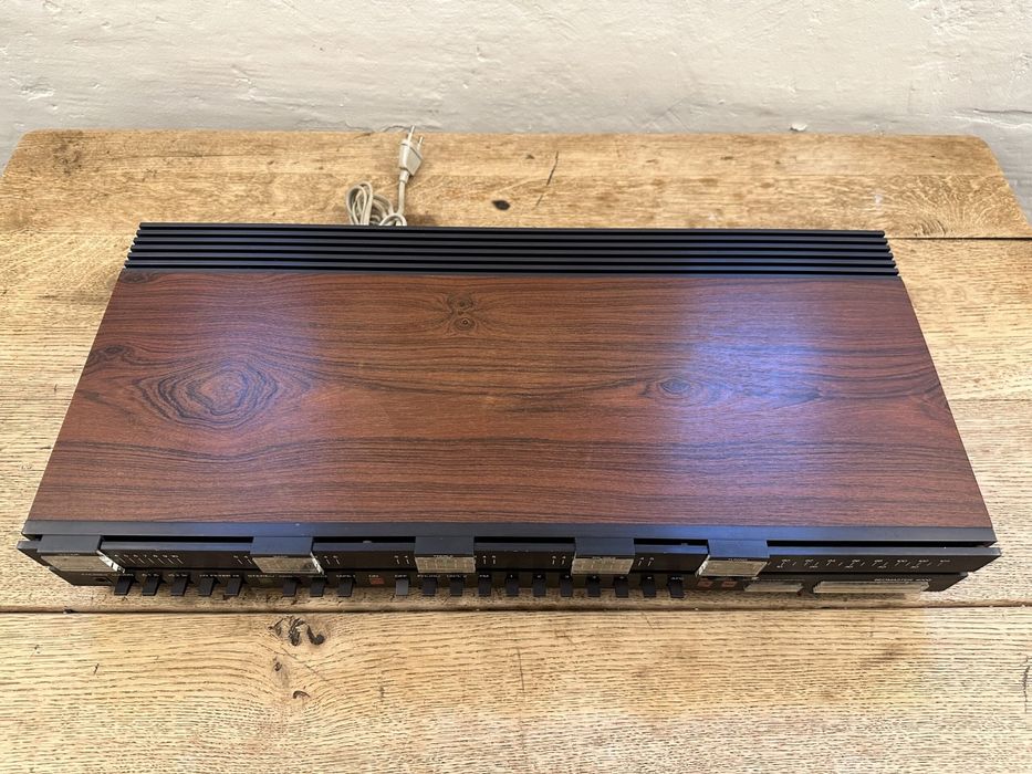 Amplificador  Bang&0lufsen Beomaster 4000