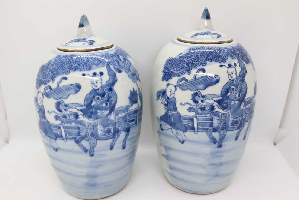 Potes Porcelana Chinesa Azul e Branco Kangxi Crianças e Dragão