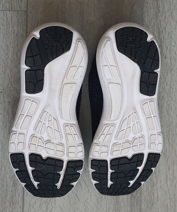 Кросівки Under Armor, унісекс, 23 см.,36 розмір