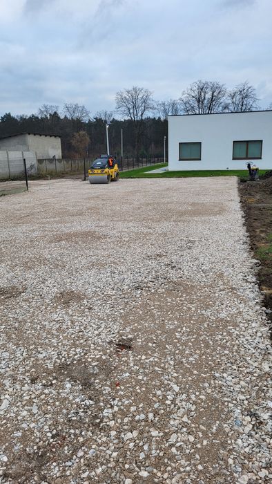 Utwardzanie terenu/ drogi dojazdowe/ drenaż