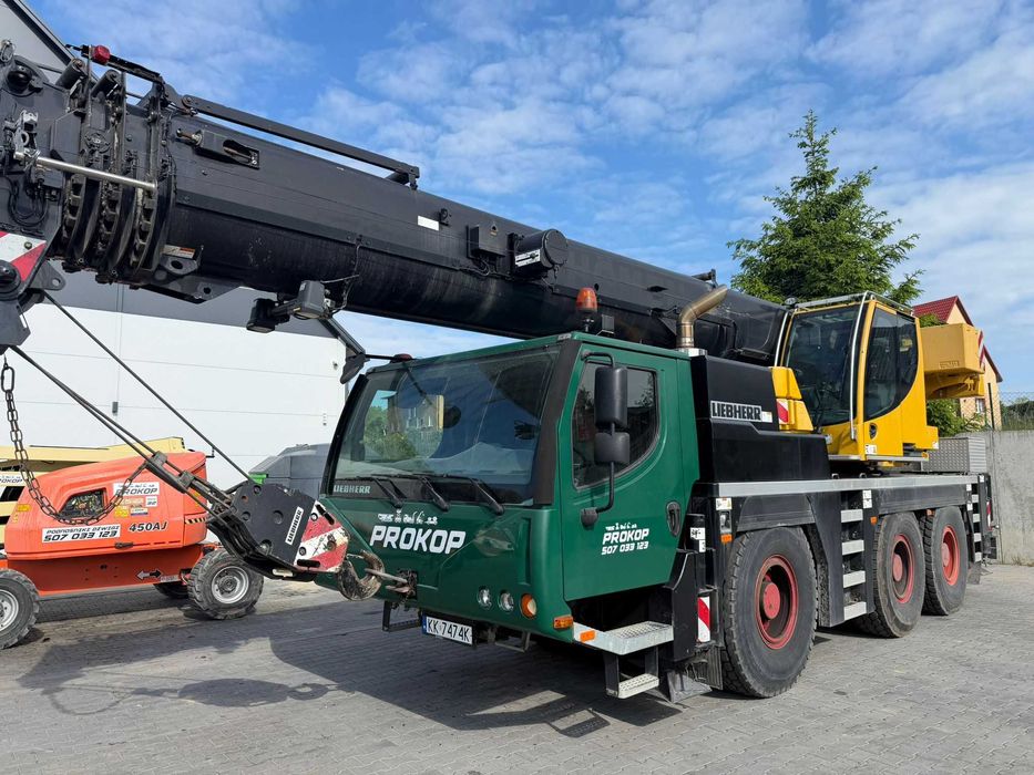 LIEBHERR LTM 1050