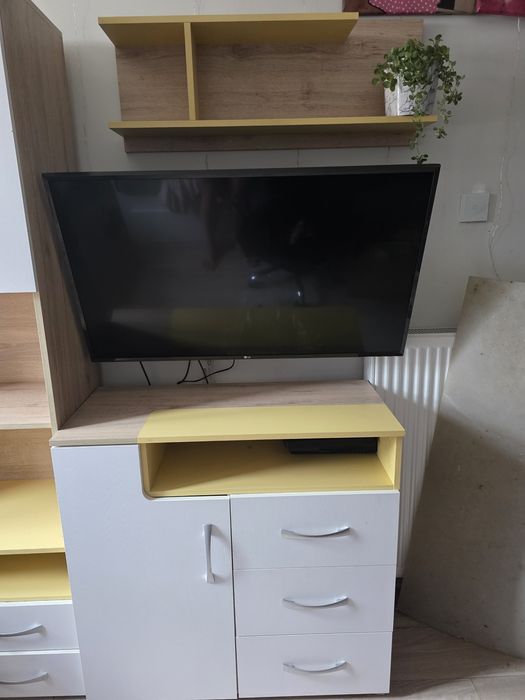 Sprzedam komplet mebli młodzieżowych