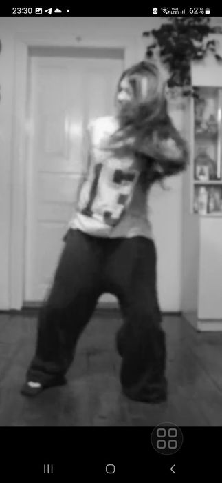 Навчу стилю танцю джз фанк безкоштовно.