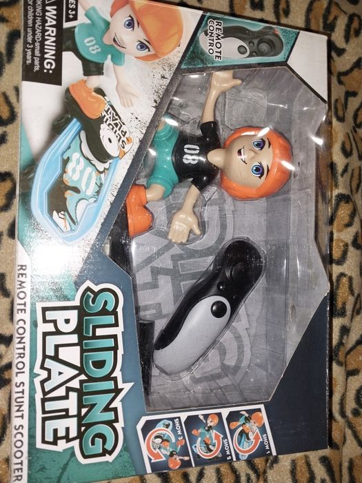 Іграшка "скейтбордист" на пульті