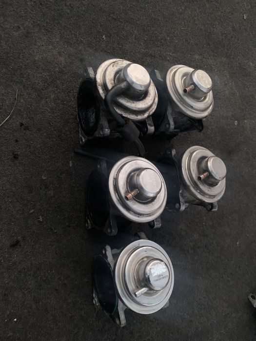 038129637D Клапан egr Skoda Octavia VW golf 5 1.9 2.0 tdi