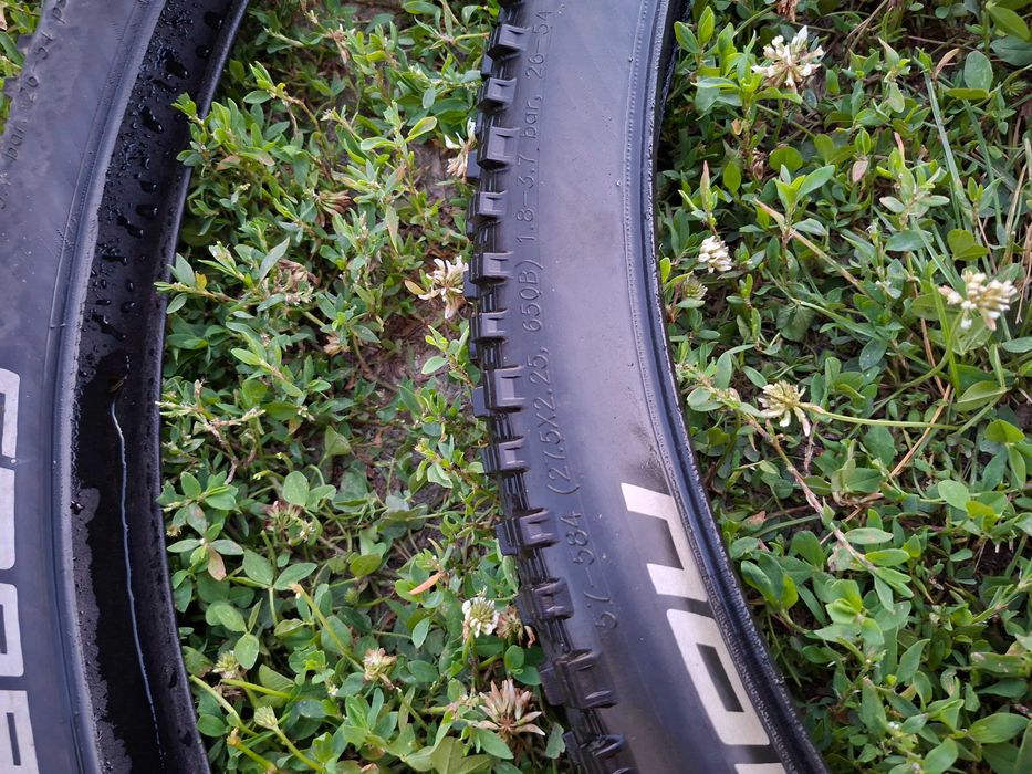 Покришки Schwalbe 27.5" – Smart Sam та Nobby Nic