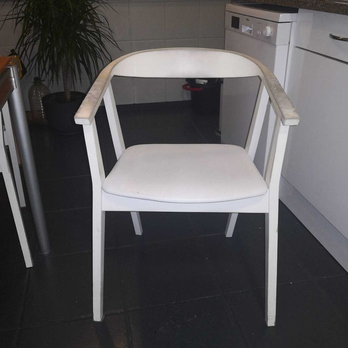 Mobiliário (IKEA) pouquíssimo uso - preço especial para conjunto 1500